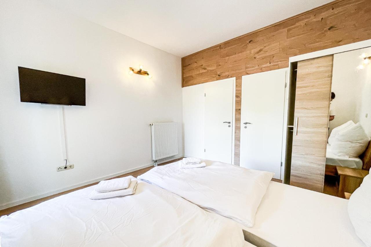 Good Sleep - Appartments Irxleben Esterno foto